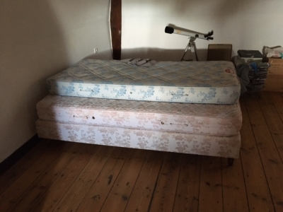 Photo don objet -Ensemble sommier et matelas